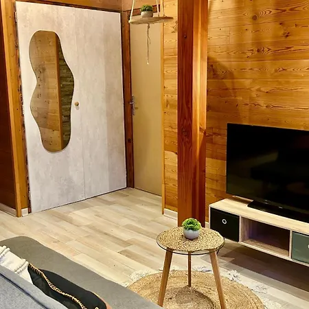 T2 Atmosphere Apartment *