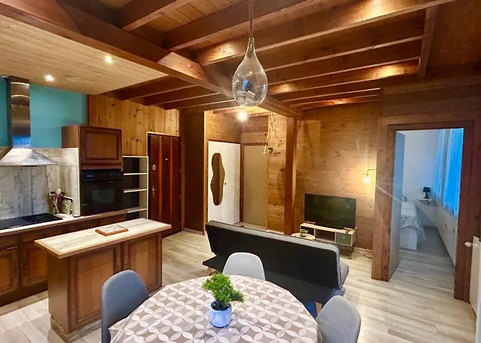 アパート T2 Atmosphere エクスレバン