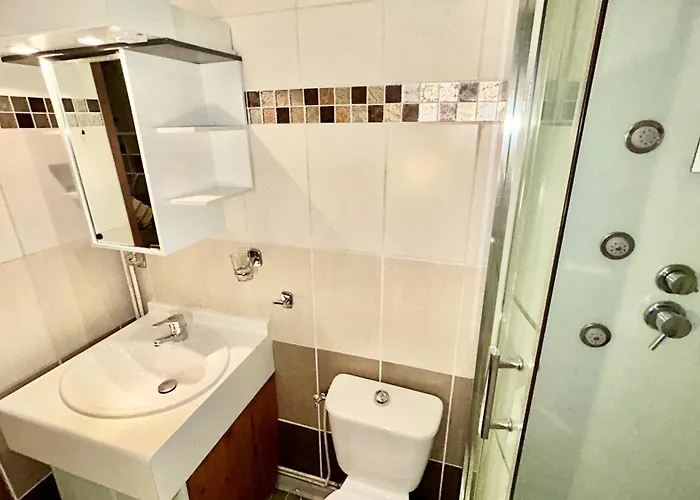 T2 Atmosphere Apartment